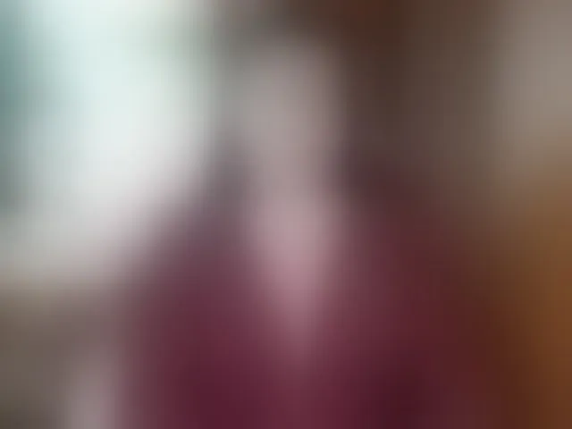Live sex webcam photo for Lola18111 #293493834