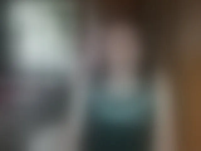 Live sex webcam photo for Lola18111 #293851351