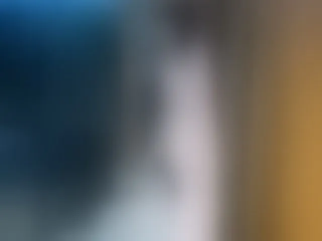 Live sex webcam photo for Lola18111 #293980611