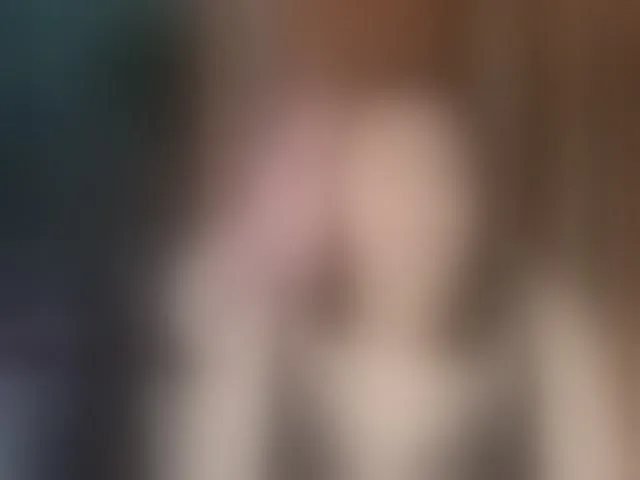 Live sex webcam photo for Lola18111 #294267872