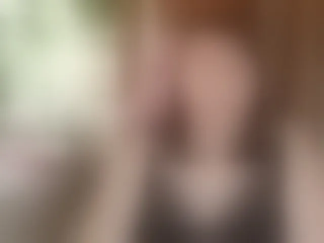 Live sex webcam photo for Lola18111 #294338034