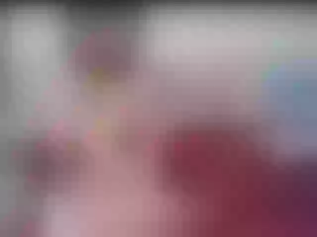 Live sex webcam photo for LolaCandy #272857944