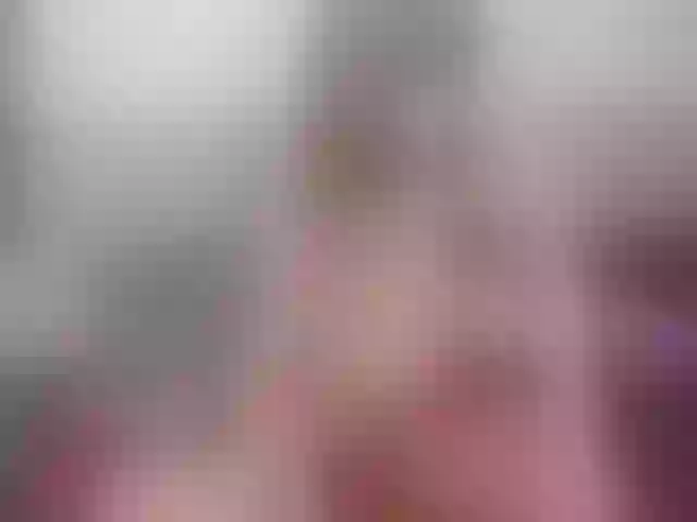 Live sex webcam photo for LolaCandy #273768862