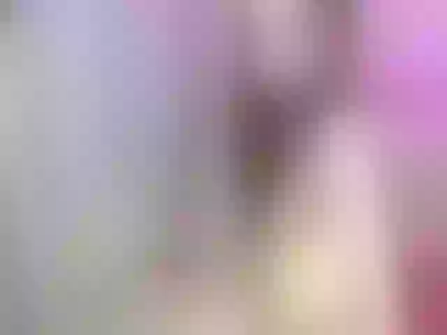 Live sex webcam photo for LolaCaramel #273118826