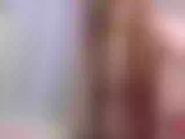 Live sex webcam photo for LolaCaramel #273205756