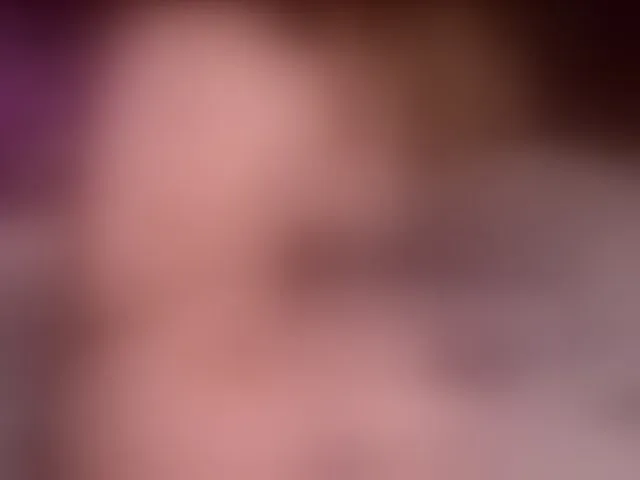 Live sex webcam photo for LolaHornyXXX #291128722