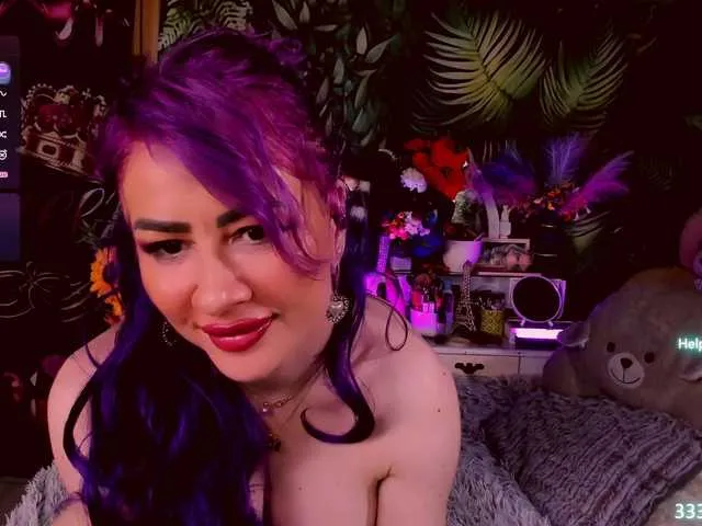 Live sex webcam photo for LolaHornyXXX #291356997