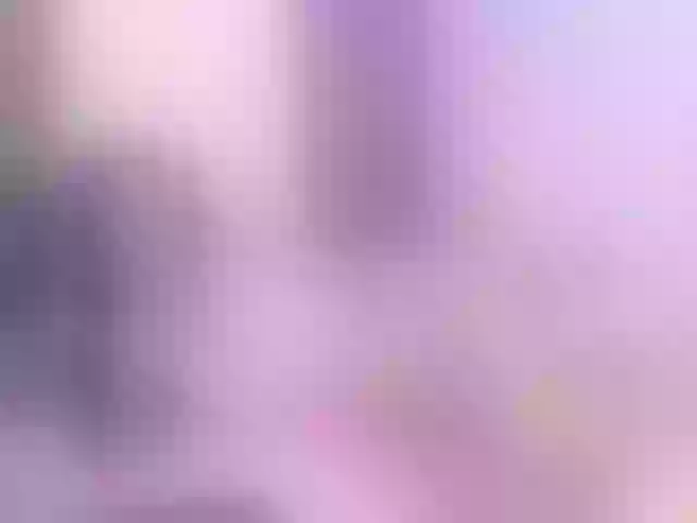 Live sex webcam photo for LolaLeon #289355879
