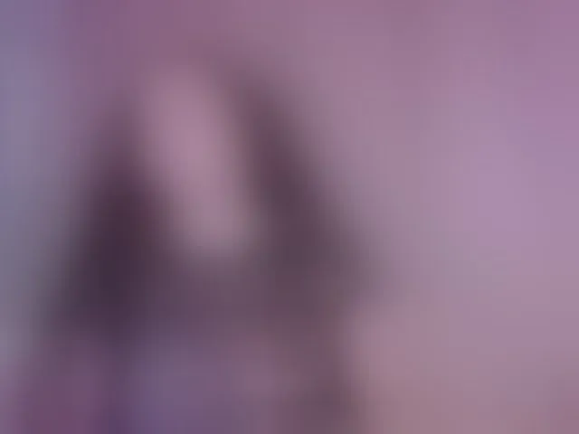 Live sex webcam photo for LolaLushme #293401657
