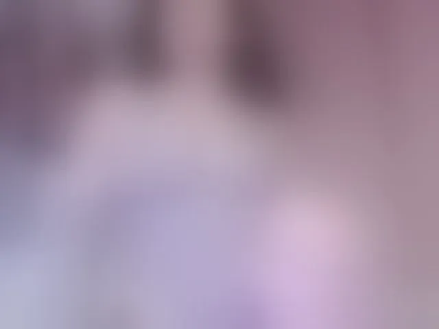Live sex webcam photo for LolaLushme #293416780