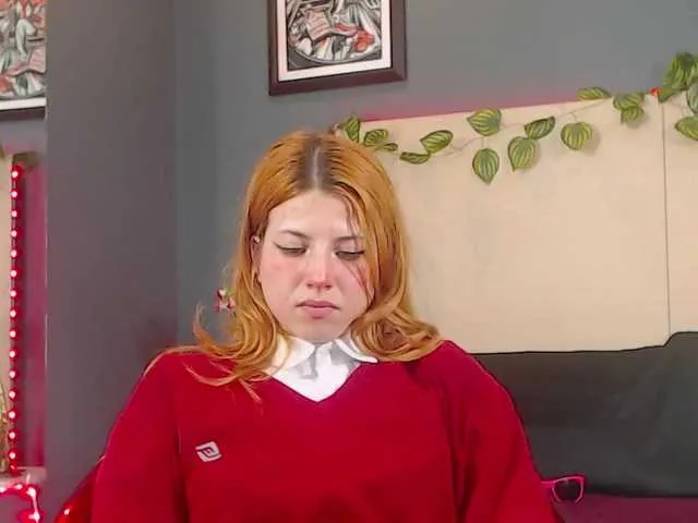 Live sex webcam photo for LolaMustaine #274356096