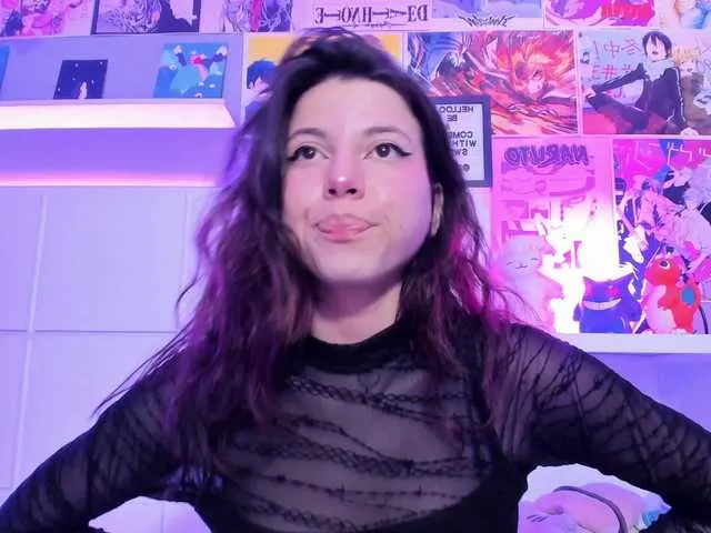 Live sex webcam photo for LolaMustaine #291294118