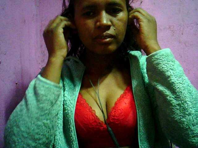 Live sex webcam photo for Lolahsexy #275524088