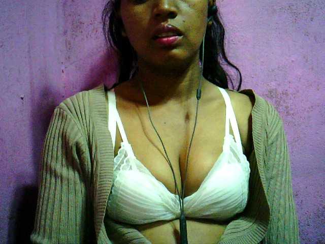 Live sex webcam photo for Lolahsexy #275543156