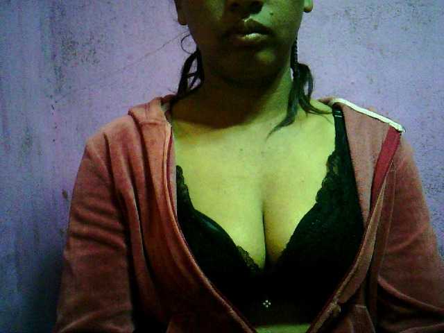 Live sex webcam photo for Lolahsexy #275589221