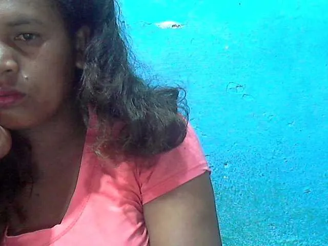 Live sex webcam photo for Lolahsexy #290367409