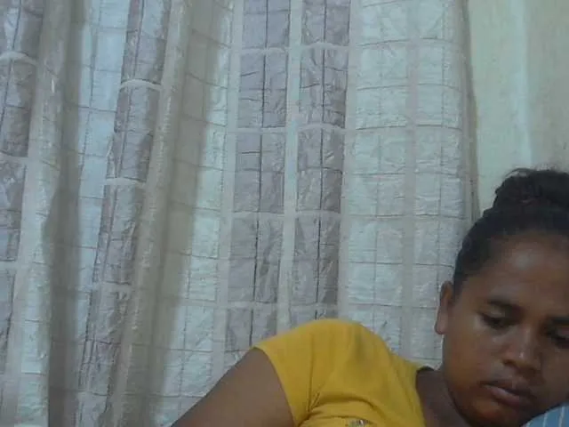 Live sex webcam photo for Lolahsexy #290619634