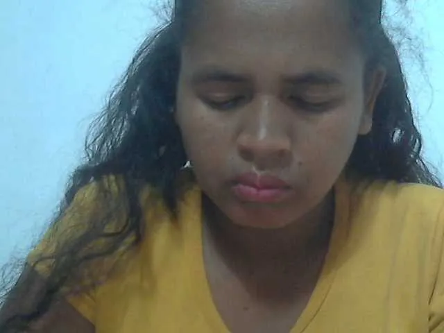 Live sex webcam photo for Lolahsexy #291137755