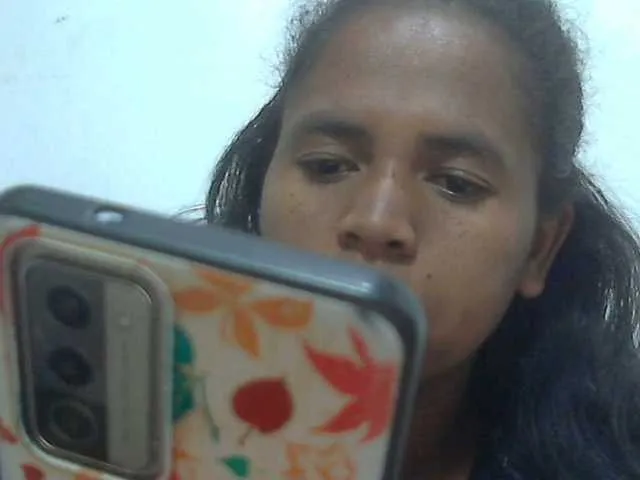 Live sex webcam photo for Lolahsexy #291297728