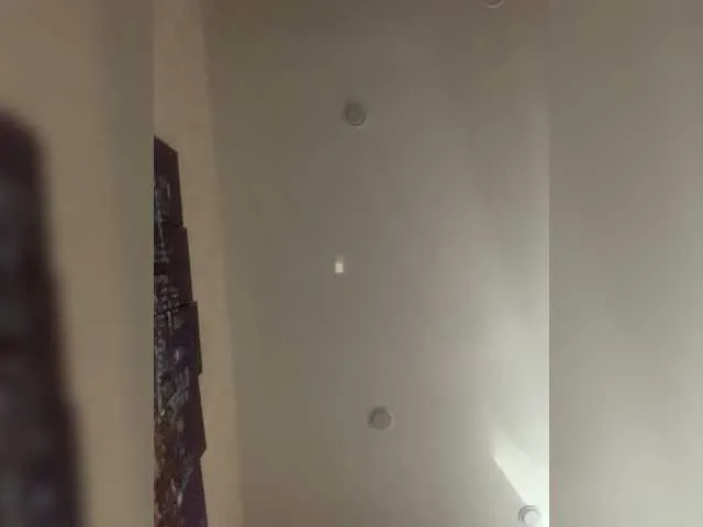 Live sex webcam photo for Lolaley #272328620