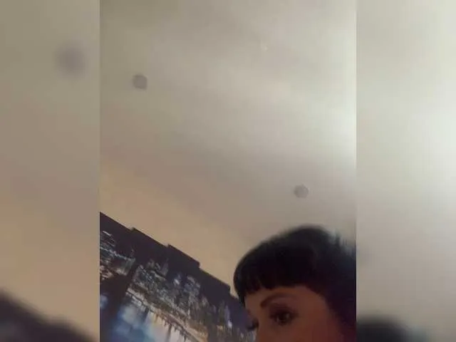 Live sex webcam photo for Lolaley #272342556