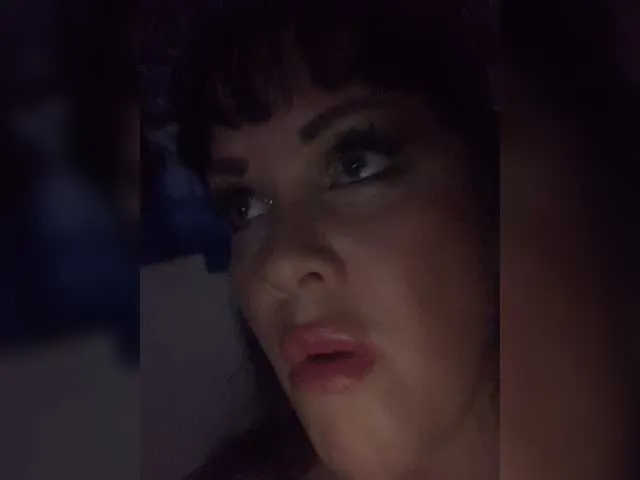 Live sex webcam photo for Lolaley #272392328