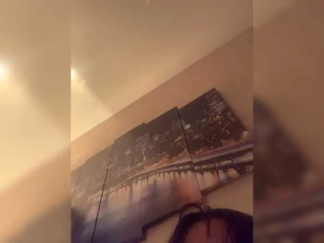 Live sex webcam photo for Lolaley #272466266