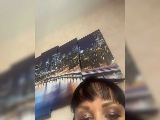 Live sex webcam photo for Lolaley #272498711