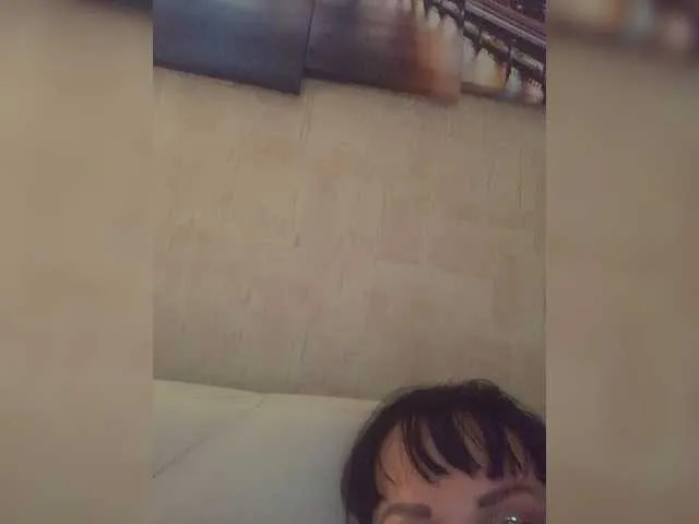 Live sex webcam photo for Lolaley #272981221