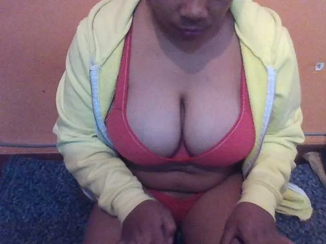 Live sex webcam photo for LoliBonnita #273673604