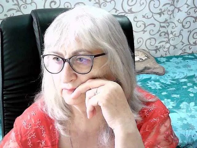 Live sex webcam photo for LolkaAlyss #291607736