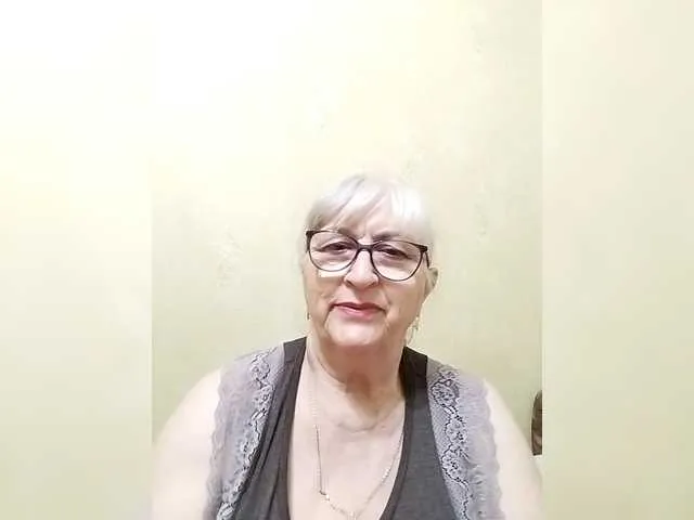 Live sex webcam photo for LolkaAlyss #291942312