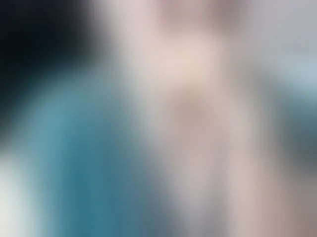 Live sex webcam photo for LolkaAlyss #293028259