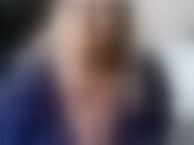 Live sex webcam photo for LolkaAlyss #293956851