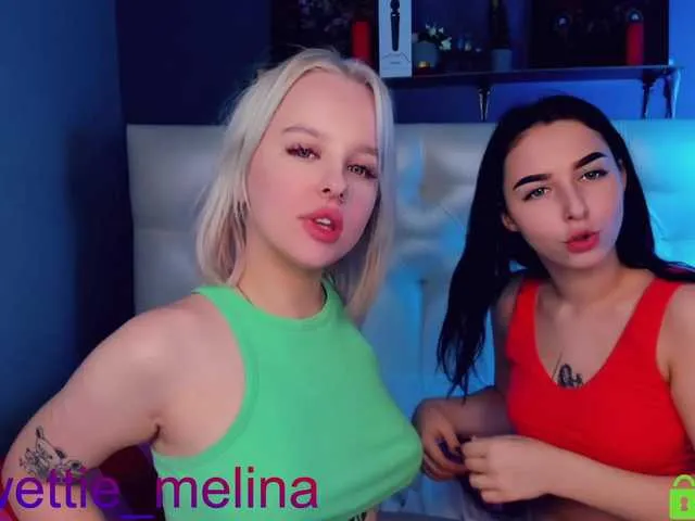 Live sex webcam photo for LollaPaula #272019793