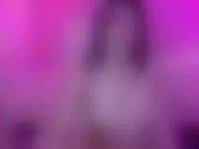 Live sex webcam photo for Lolli-04 #272529853