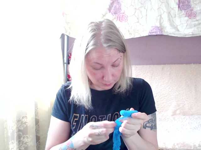 Live sex webcam photo for Lollifoxy #275488977