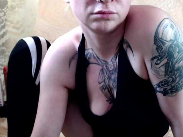 Live sex webcam photo for Lollifoxy #277448190