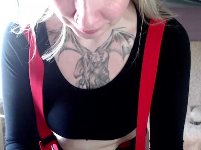 Live sex webcam photo for Lollifoxy #277768337