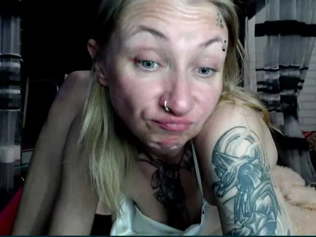 Live sex webcam photo for Lollifoxy #293681963
