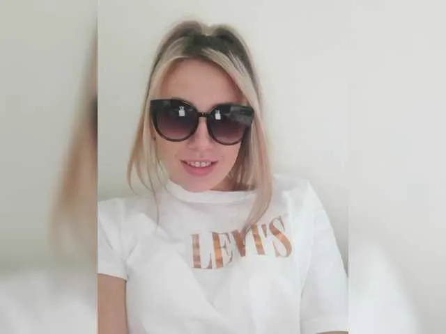 Live sex webcam photo for Lollipapss #274574835