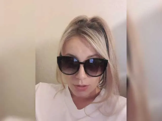 Live sex webcam photo for Lollipapss #274594626