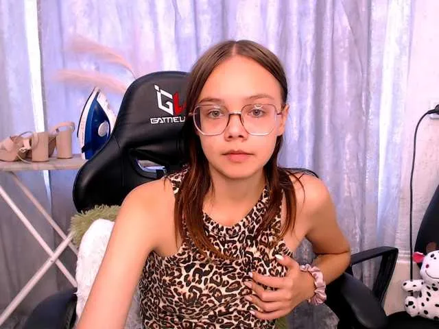 Live sex webcam photo for LollyPolly #291698662
