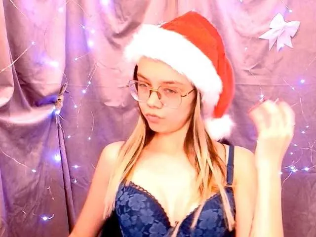 Live sex webcam photo for LollyPolly #292520819