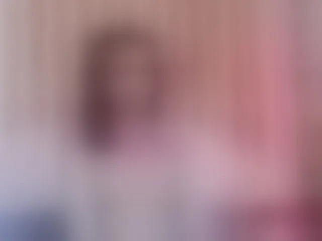 Live sex webcam photo for LollyShine #292730686