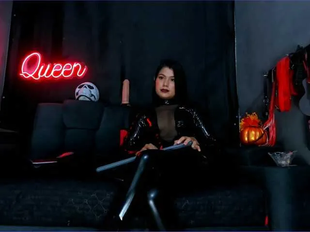 Live sex webcam photo for LollyStone #276582190