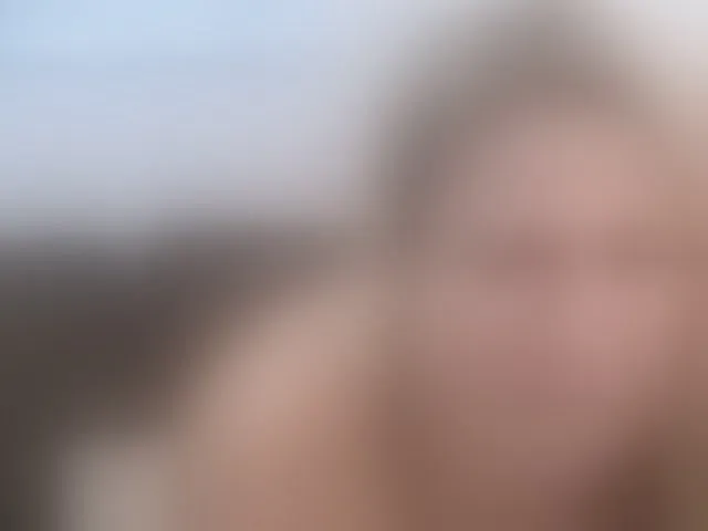 Live sex webcam photo for Lolomure #294067435