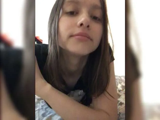 Live sex webcam photo for Loloskaa #274663127