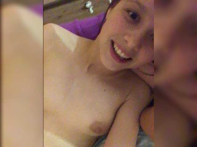 Live sex webcam photo for Loloskaa #274778124