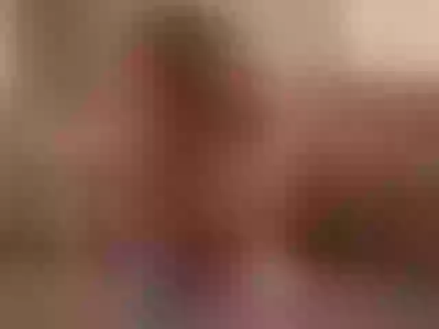 Live sex webcam photo for Lolypop19 #276347257